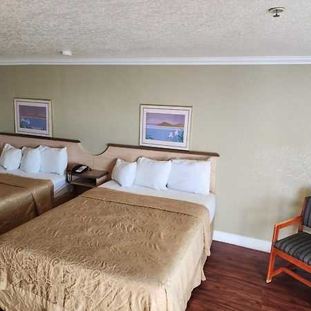 Budget Inn Corcoran Extérieur photo