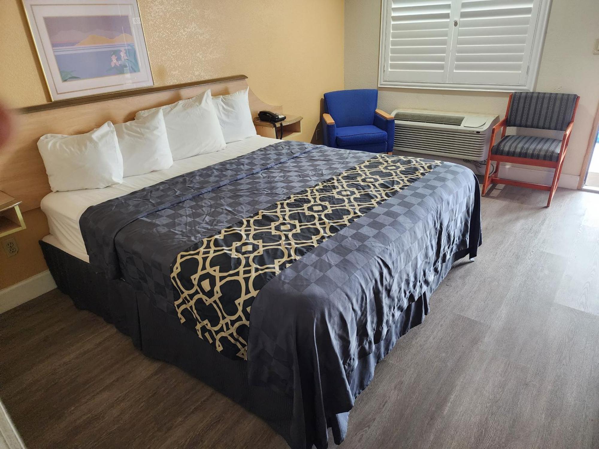 Budget Inn Corcoran Extérieur photo