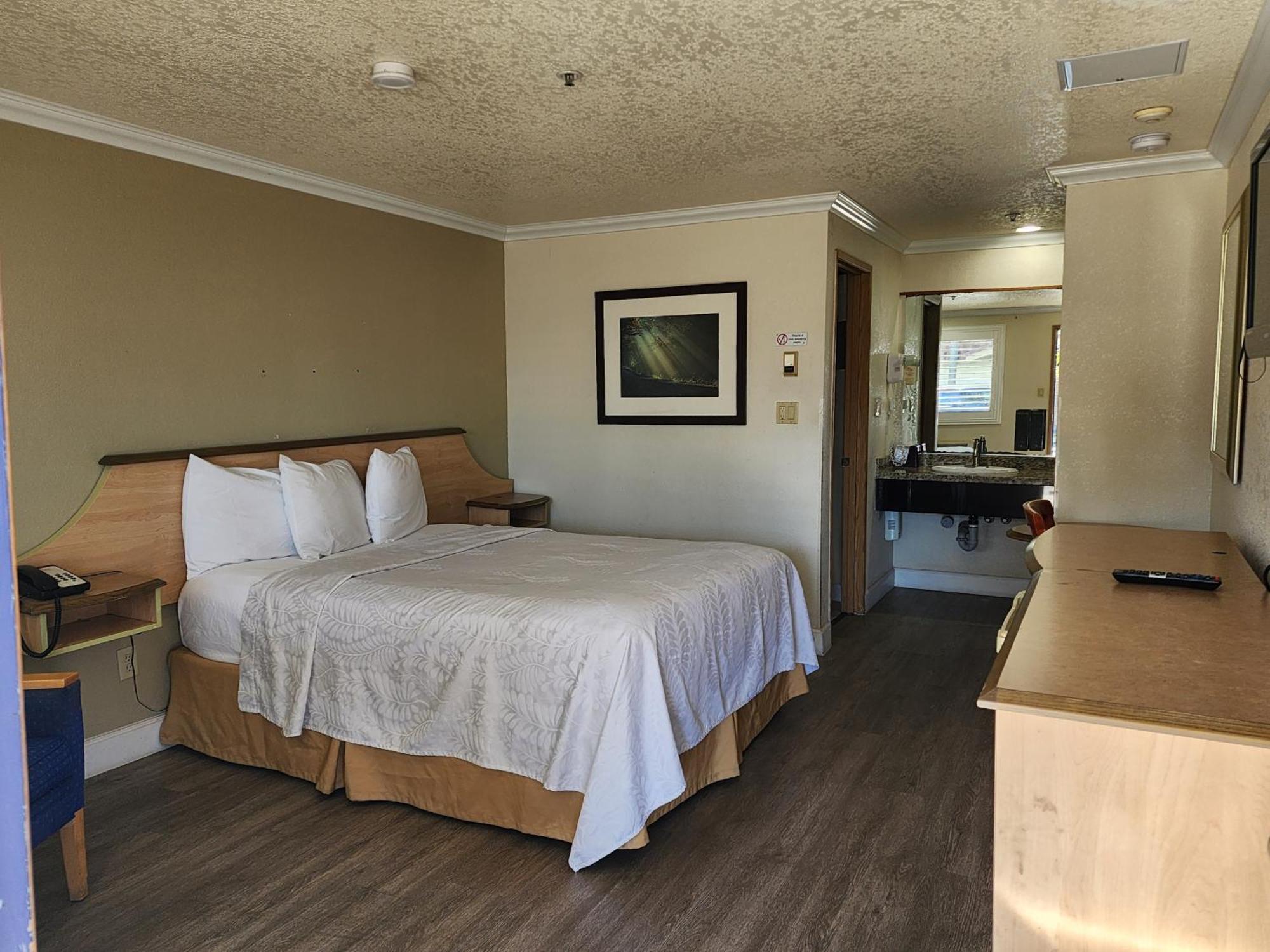 Budget Inn Corcoran Extérieur photo