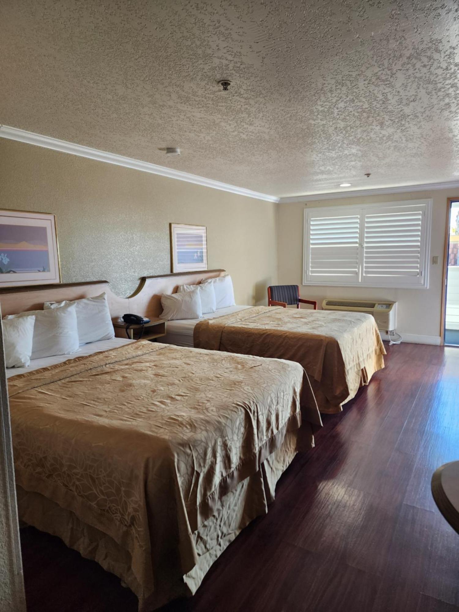 Budget Inn Corcoran Extérieur photo