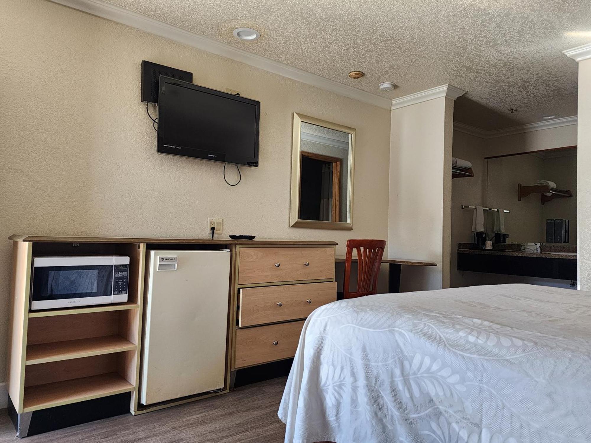 Budget Inn Corcoran Extérieur photo