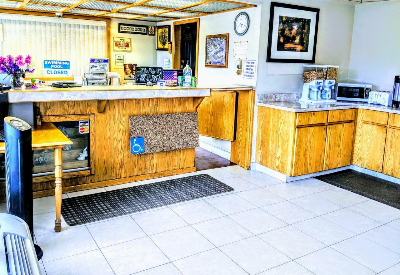 Budget Inn Corcoran Extérieur photo